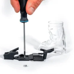 1 Schnapsglas In Ski Form Mit Bindung Und Umhängeband Der Absolute Hingucker -Weinglas Serien Geschäft 1aa8aa4c26e6fca117ad07f68c927aa0