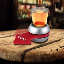 Shot Glas Spinner | Party-Spiel | Trinkspiel | Einschenken, Drehen, Trinken. Inklusive Shotglas Und Drehmechanismus -Weinglas Serien Geschäft 28c899abb227747861bdac72ee5293e3