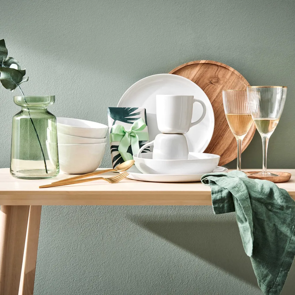 BUTLERS GOLDEN TWENTIES 4x Weingläser Mit Goldrand Und Rillen 280ml 9 BUTLERS GOLDEN TWENTIES 4x Weingläser Mit Goldrand Und Rillen 280ml – Bild 9