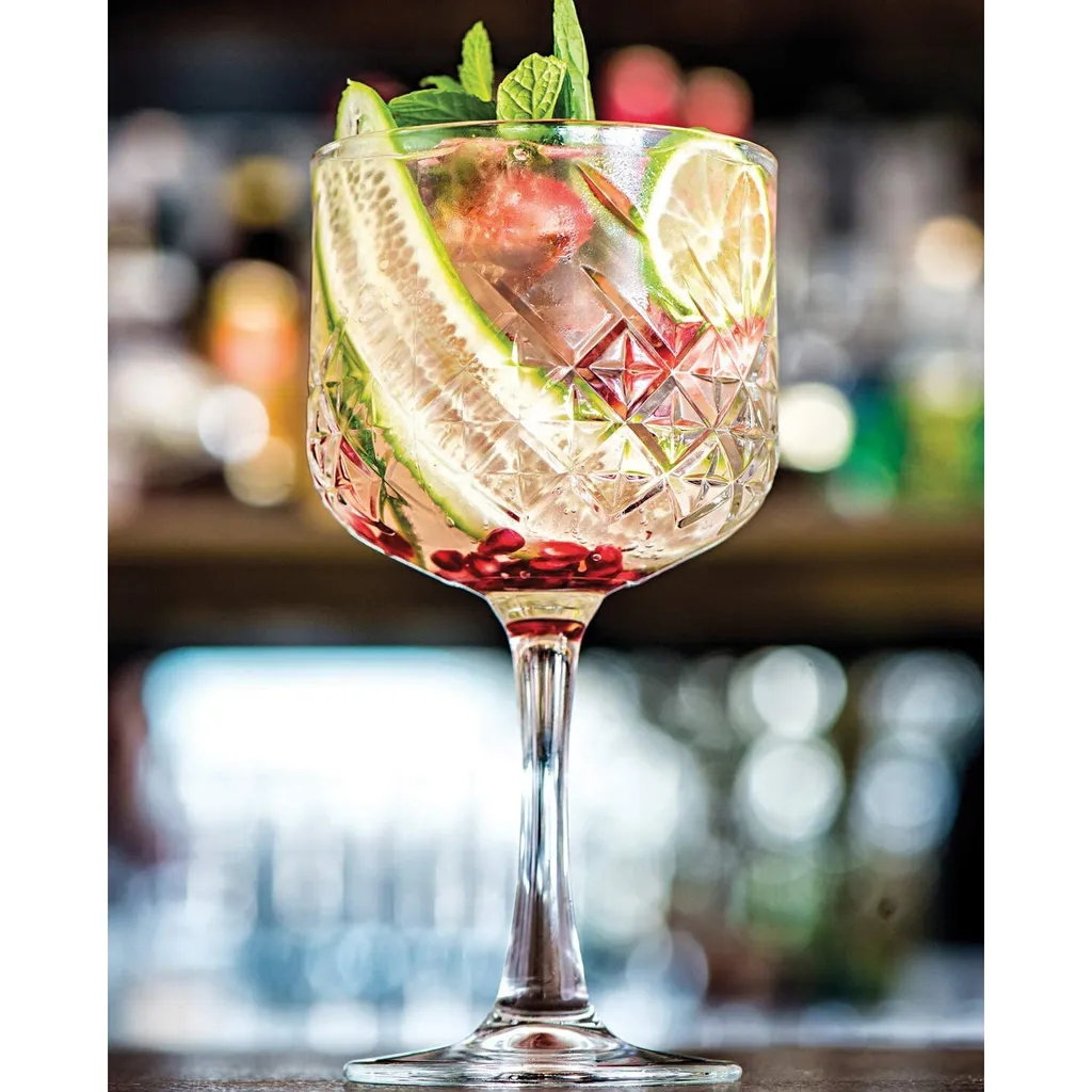 Pasabahce 440237 Gin Cocktail Glas „Timeless“ Im Kristall-Design, Höhe Ca. 20 Cm, 4er Set Aus Glas 4 Pasabahce 440237 Gin Cocktail Glas „Timeless“ Im Kristall-Design, Höhe Ca. 20 Cm, 4er Set Aus Glas – Bild 4