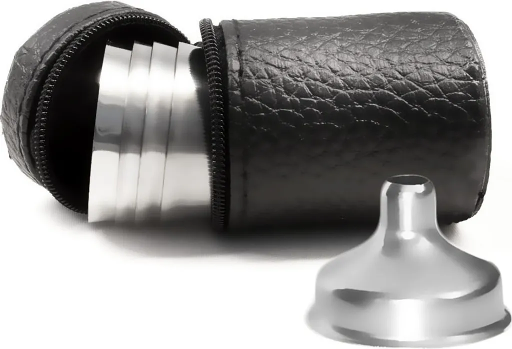 Outdoor Saxx® - 8-Teiliges Edelstahl-Becher Set, 6 Unzerbrechliche Schnaps-Becher, Schnaps-Gläser Aus Metall, Metall-Becher Mit Einfüll-Trichter Und Leder-Tasche, Ideales Flachmann-Zubehör 3 Outdoor Saxx® - 8-Teiliges Edelstahl-Becher Set, 6 Unzerbrechliche Schnaps-Becher, Schnaps-Gläser Aus Metall, Metall-Becher Mit Einfüll-Trichter Und Leder-Tasche, Ideales Flachmann-Zubehör – Bild 3